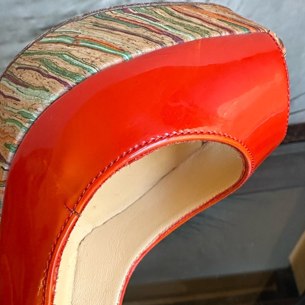 🌺CHRISTIAN LOUBOUTIN 👠 Banane 140 Patent Cork Trinidad Pumps size 35.5 - Picture 14 of 17